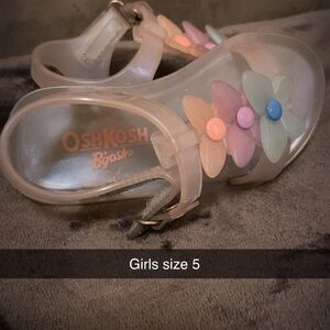 OshKosh B'gosh Girls' Floral Jelly Sandals - Pink and Blue
